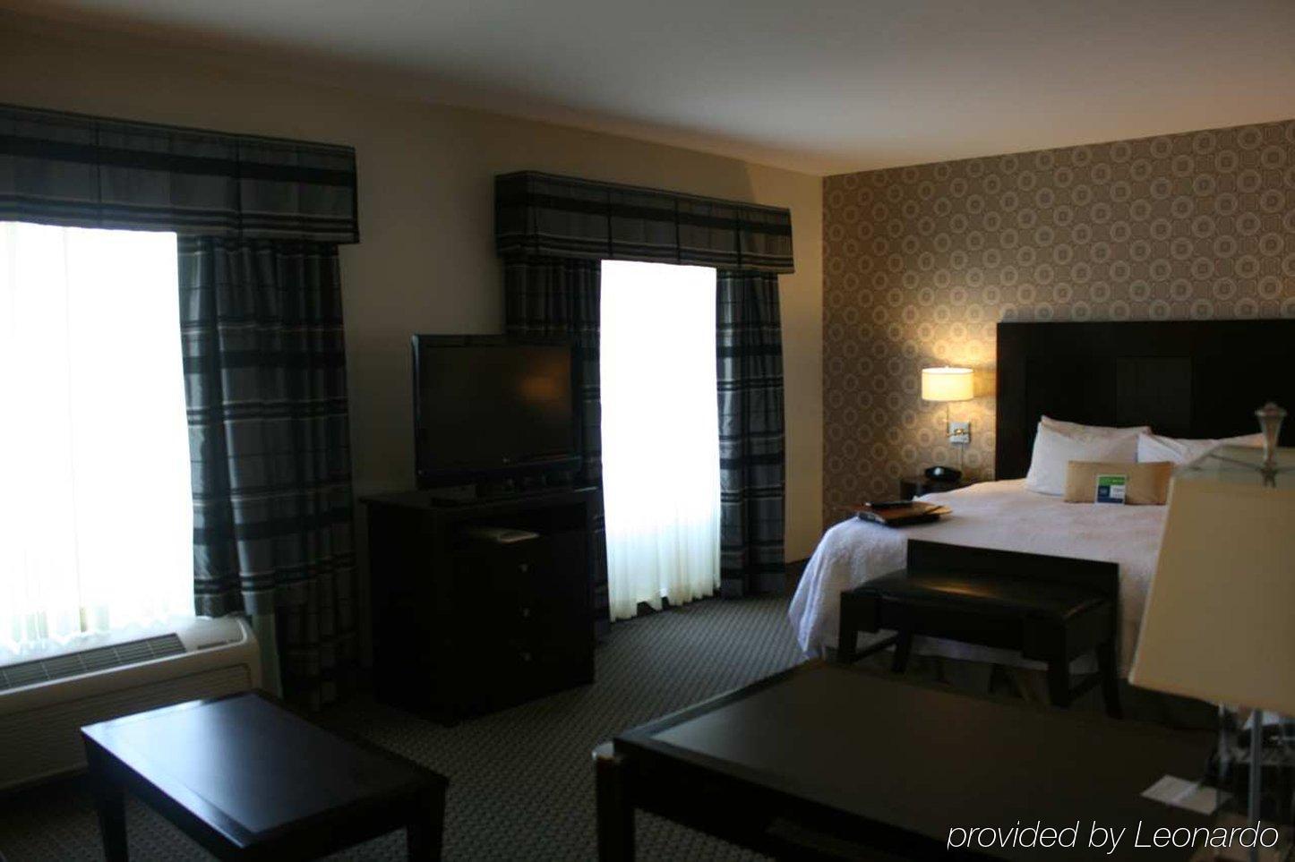 Hampton Inn & Suites Chicago Southland-Matteson Room photo